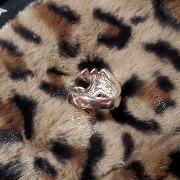 Ring - Picture 2 of 3